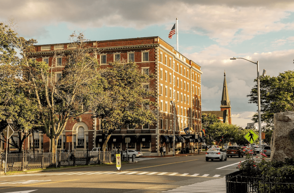 Exterior of the Hawthorne Hotel