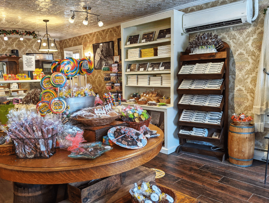 Inside the ye olde pepper companie in salem ma