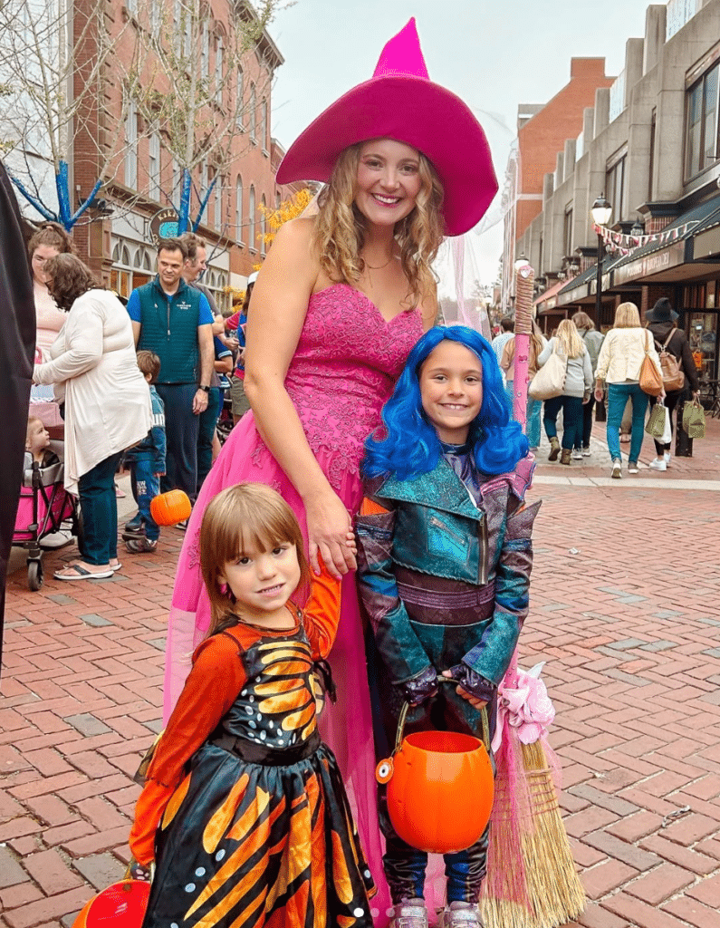 exploring Salem with The Good Witch family-friendly tours