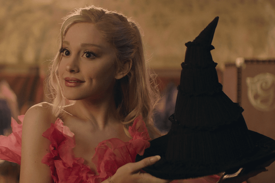 Ariana Grande Interest in witchcraft and astrology
