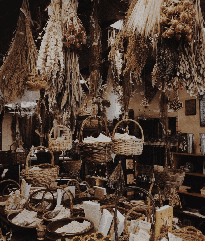 traditional witchcraft shops near Salem Common